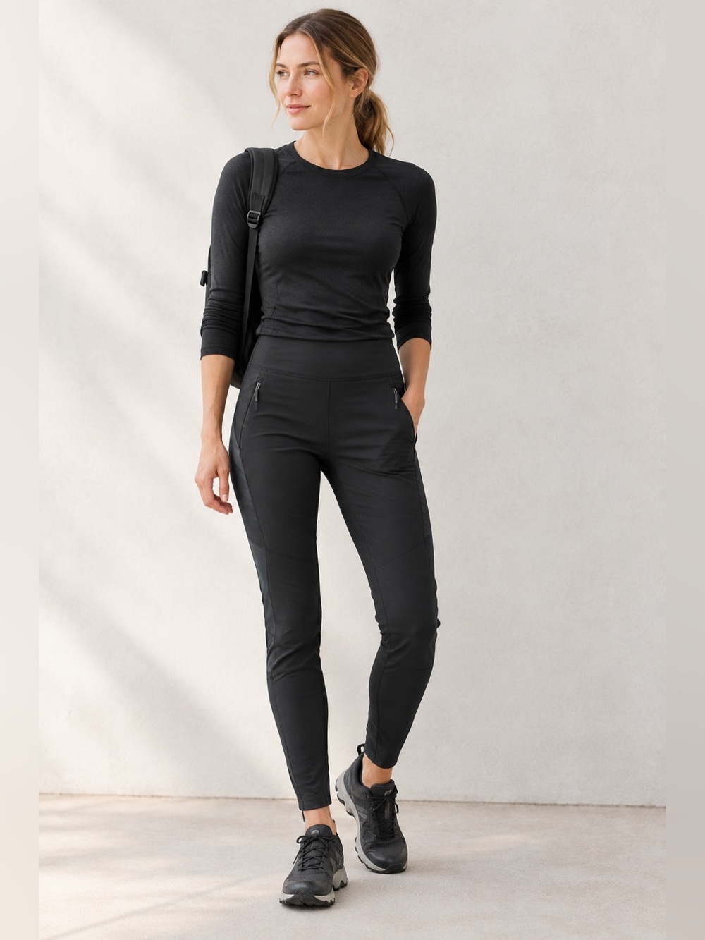 Athleta Headlands Hybrid Trek Tight Black Size 4‎ Hiking Outdoor Gorpcore